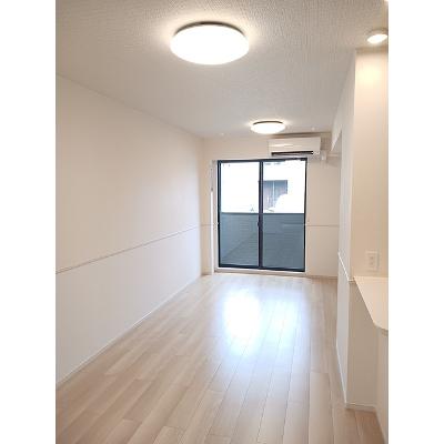 セレニティⅡ 102【管理NO：1-027077201-01020】 ★家具家電は申し込み後に搬入します★ ★2026年10月上旬入居可能★の物件写真2