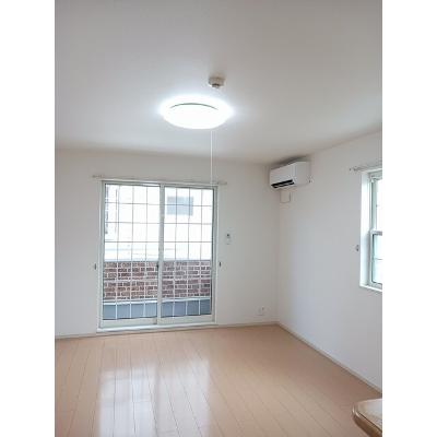 クラール曽比Ｂ 105【管理NO：1-016884301-01050】 ★家具家電は申し込み後に搬入します★の物件写真2