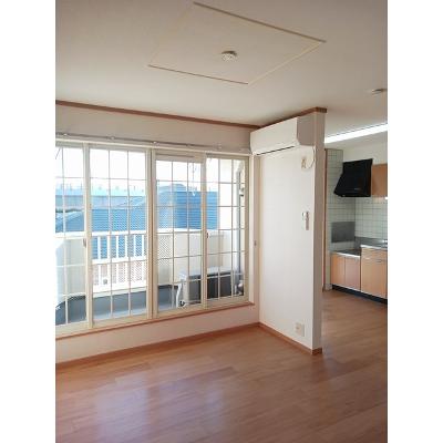 パルテール 202【管理NO：1-012153601-02020】 ★家具家電は申し込み後に搬入します★の物件写真2