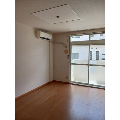 リバーマウス 104【管理NO：1-004782101-01040】 ★家具家電は申し込み後に搬入します★の物件写真2