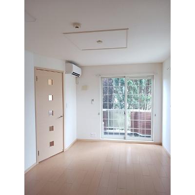 ジョイ・キープ・クニヤンⅡ 101【管理NO：1-015510501-01010】 ★家具家電は申し込み後に搬入します★の物件写真2