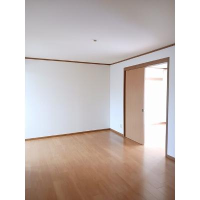 サニーヒルズ 102【管理NO：1-009683001-01020】 ★家具家電は申し込み後に搬入します 2026年08月中旬入居可能の物件写真2