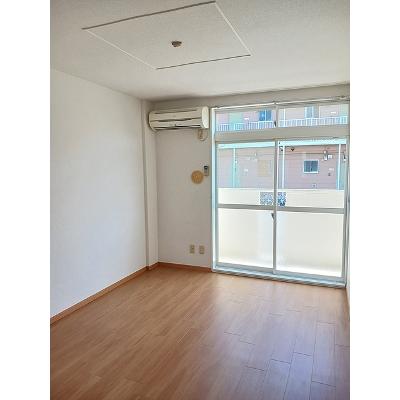プラムハイツＡ 103【管理NO：1-004044101-01030】 ★家具家電は申し込み後に搬入します★の物件写真2