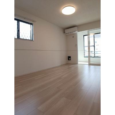 ナトリア　ポート 101【管理NO：1-028422501-01010】 ★家具家電は申し込み後に搬入します★の物件写真2
