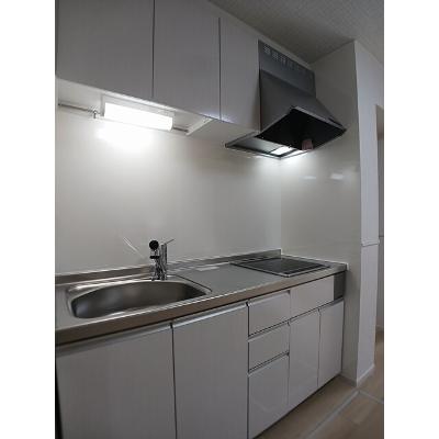 スマイル 103【管理NO：1-028090701-01030】 ★家具家電は申し込み後に搬入しますの物件写真3