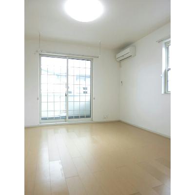 ブルーノートＢ 102【管理NO：1-018433502-01020】 ★家具家電は申し込み後に搬入しますの物件写真2