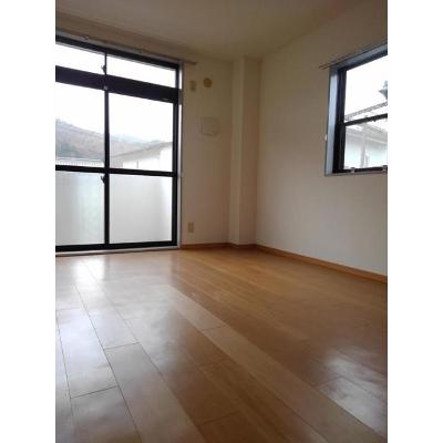メープルファームⅠ 203【管理NO：1-005381101-02030】 ★家具家電は申し込み後に搬入します★の物件写真2