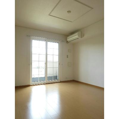 ヴァンヴェール 103【管理NO：1-015417701-01030】 2026年08月中旬入居可能の物件写真2