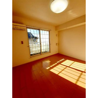 サンライズ　フジ 203【管理NO：1-017372501-02030】 ★家具家電は申し込み後に搬入します 2026年08月上旬入居可能の物件写真2