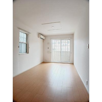 クラーヴォⅠ 103【管理NO：1-017332901-01030】 ★家具家電は申し込み後に搬入しますの物件写真2