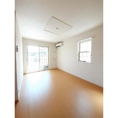 エスペランサ 101【管理NO：1-017312301-01010】 ★家具家電は申し込み後に搬入しますの物件写真2