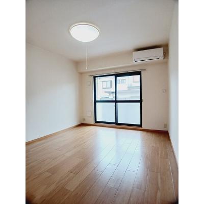 フラン淀川 103【管理NO：1-012306401-01030】 ★家具家電は申し込み後に搬入しますの物件写真2