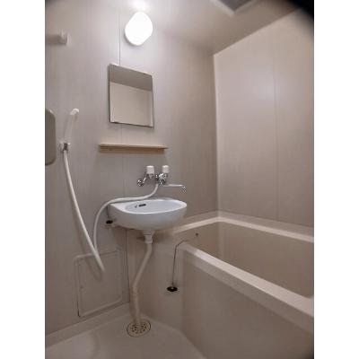 エルディム．月 203【管理NO：1-003514201-02030】 ★家具家電は申し込み後に搬入します★の物件写真4
