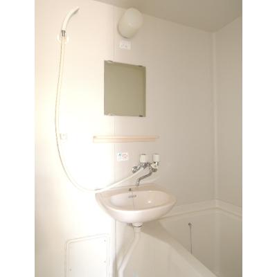 エルディム．わか 101【管理NO：1-002270201-01010】 ★家具家電は申し込み後に搬入します 2026年08月上旬入居可能の物件写真4