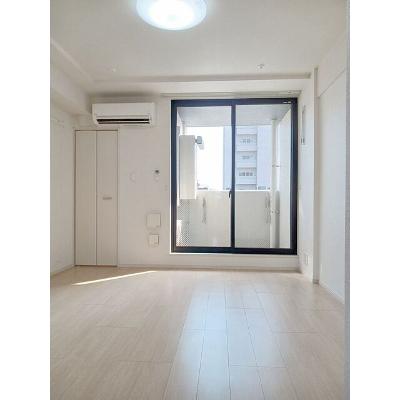 グレイスコモンズ東静岡 301【管理NO：1-023423701-03010】 ★家具家電は申し込み後に搬入します★の物件写真2