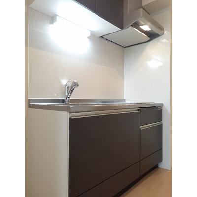 ラウレア 102【管理NO：1-022063101-01020】 ★家具家電は申し込み後に搬入します 2026年08月中旬入居可能の物件写真3
