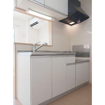 ヴィラ向屋敷 201【管理NO：1-016533601-02010】 ★家具家電は申し込み後に搬入します★の物件写真3