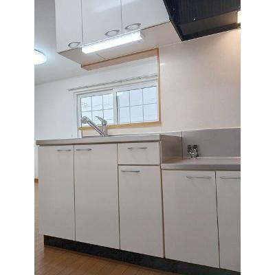 ヴェズレー・西中原 202【管理NO：1-014475501-02020】 ★家具家電は申し込み後に搬入します★の物件写真3
