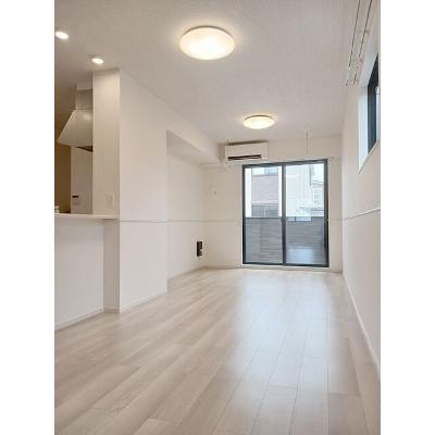ベル 101【管理NO：1-028493201-01010】 ★家具家電は申し込み後に搬入します★の物件写真2