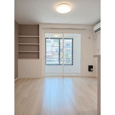 オアシス　レジデンス 102【管理NO：1-028491301-01020】 ★家具家電は申し込み後に搬入します★の物件写真2