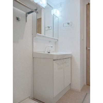 ディオネ 203【管理NO：1-027834501-02030】 ★家具家電は申し込み後に搬入します★の物件写真6