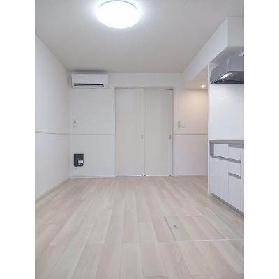 ディオネ 101【管理NO：1-027834501-01010】 ★家具家電は申し込み後に搬入します★の物件写真2