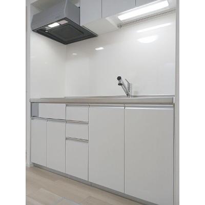 ディオネ 101【管理NO：1-027834501-01010】 ★家具家電は申し込み後に搬入します★の物件写真3