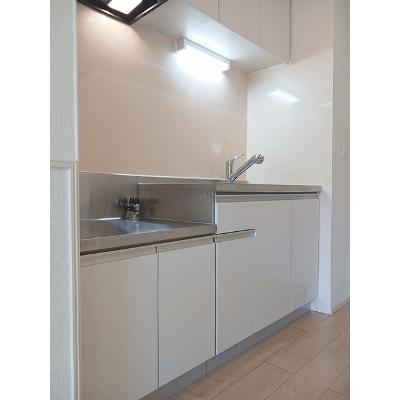 ショコラ 102【管理NO：1-022294601-01020】 ★家具家電は申し込み後に搬入します★の物件写真3
