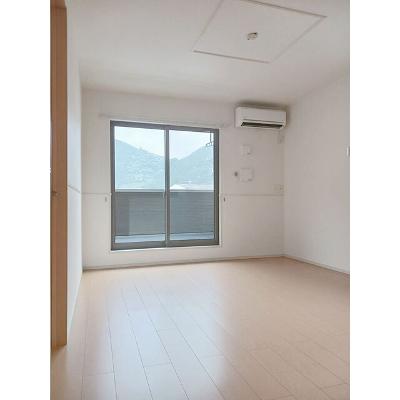 シャトーカルムⅠ 201【管理NO：1-020644901-02010】 ★家具家電は申し込み後に搬入しますの物件写真2