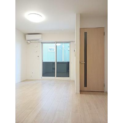 ポポラ３６１３ 102【管理NO：1-025317501-01020】 ★家具家電は申し込み後に搬入します★の物件写真2