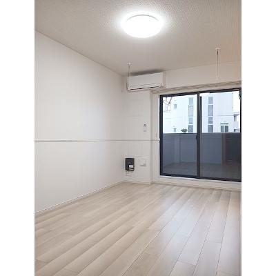 ヒカルサ清水本町 203【管理NO：1-028563701-02030】 ★家具家電は申し込み後に搬入します★の物件写真2