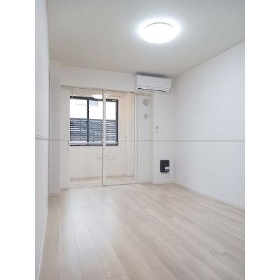 ヒカルサ清水本町 105【管理NO：1-028563701-01040】 ★家具家電は申し込み後に搬入します★の物件写真2