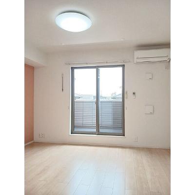 デスターレ－Ｔ 202【管理NO：1-021799901-02020】 ★家具家電は申し込み後に搬入しますの物件写真2