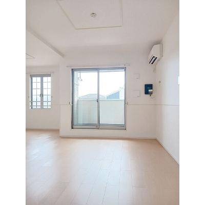 メルヴェーユⅢ 201【管理NO：1-018822503-02010】 ★家具家電は申し込み後に搬入します★の物件写真2