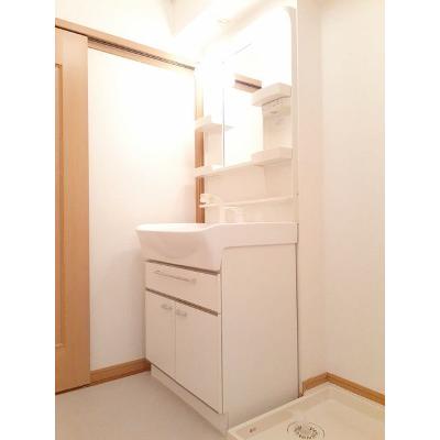 サン草薙 202【管理NO：1-013872301-02020】 ★家具家電は申し込み後に搬入します★の物件写真6