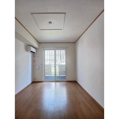 アザレア・ＨＯＲＩＫＡＷＡ 103【管理NO：1-013008801-01030】 ★家具家電は申し込み後に搬入しますの物件写真2