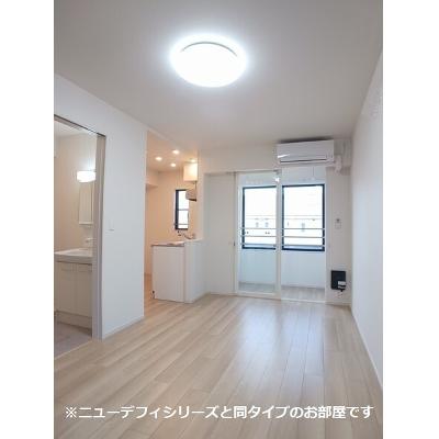 リヴィエール高岡 205【管理NO：1-028721701-02040】 ★家具家電は申し込み後に搬入します 2026年10月上旬入居可能の物件写真2