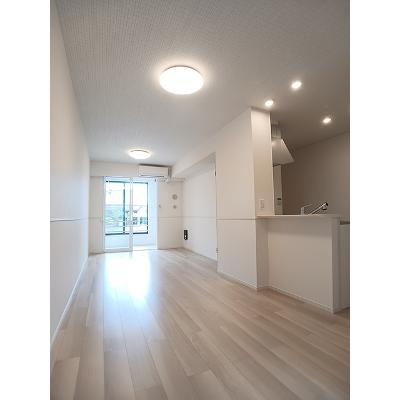 ラフィーネＫⅢ 103【管理NO：1-028552201-01030】 ★家具家電は申し込み後に搬入しますの物件写真2