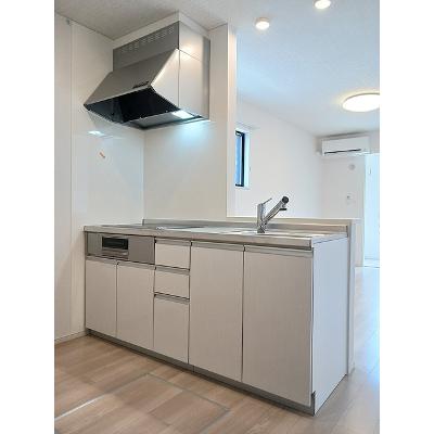 コスモス 101【管理NO：1-028495701-01010】 ★家具家電は申し込み後に搬入します 2026年08月上旬入居可能の物件写真3