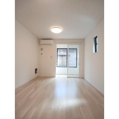 メゾン・ド・プラージュ 105【管理NO：1-028168901-01040】 ★家具家電は申し込み後に搬入しますの物件写真2