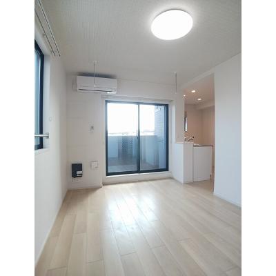 ココル 201【管理NO：1-028106501-02010】 ★家具家電は申し込み後に搬入しますの物件写真2