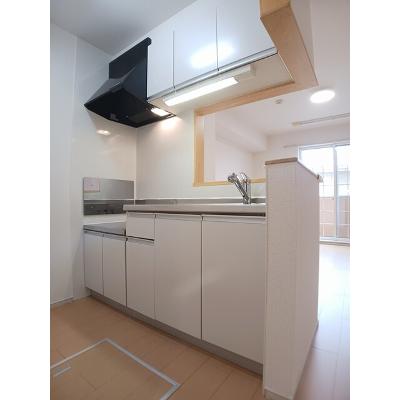 サンシャイン．ノブⅠ 102【管理NO：1-018393901-01020】 ★家具家電は申し込み後に搬入しますの物件写真3