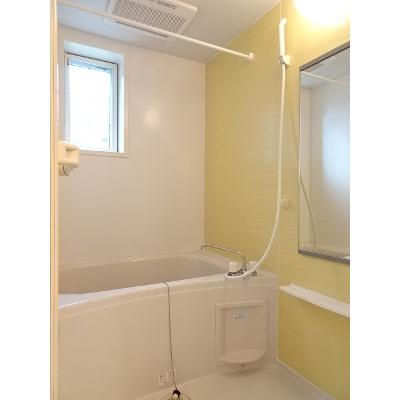 ブリアン 101【管理NO：1-016989101-01010】 ★家具家電は申し込み後に搬入しますの物件写真4