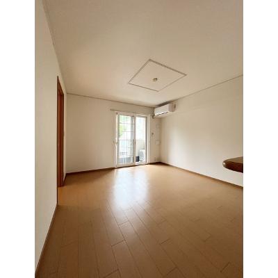 サンリット　メロウ 102【管理NO：1-015125801-01020】 ★家具家電は申し込み後に搬入します 2026年08月中旬入居可能の物件写真2