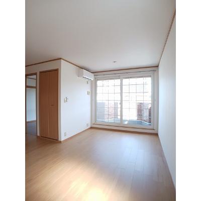 グレイスフルＢ 201【管理NO：1-012555102-02010】 ★家具家電は申し込み後に搬入しますの物件写真2