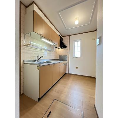サンローズＡ 102【管理NO：1-010469701-01020】 ★家具家電は申し込み後に搬入しますの物件写真3