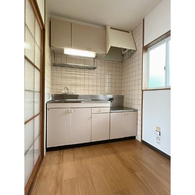 ニューエントピア 102【管理NO：1-006805501-01020】 ★家具家電は申し込み後に搬入しますの物件写真3
