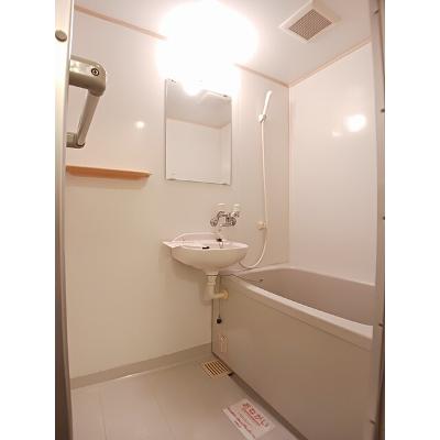 ニューエントピア 101【管理NO：1-006805501-01010】 ★家具家電は申し込み後に搬入しますの物件写真4