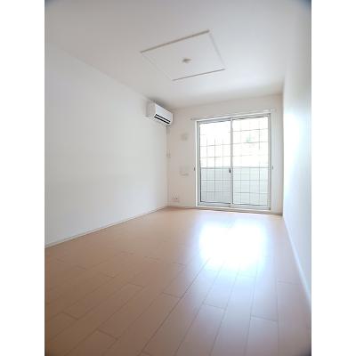 モデルノ　パラッツオ 102【管理NO：1-018402301-01020】 ★家具家電は申し込み後に搬入しますの物件写真2