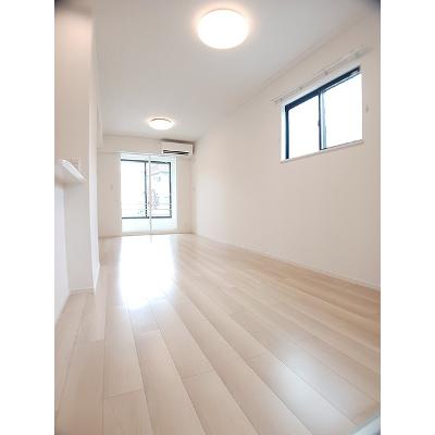 ラプンツェル 101【管理NO：1-027662001-01010】 ★家具家電は申し込み後に搬入します★の物件写真2